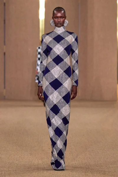 Look 44